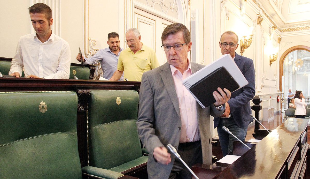 Pleno da Deputación de Pontevedra