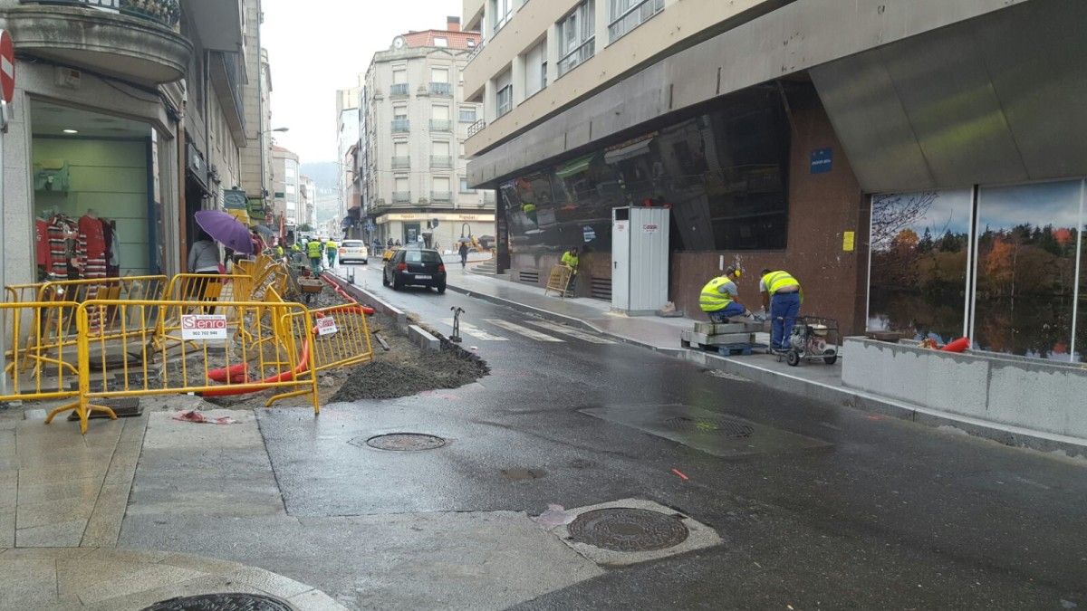 Obras no primeiro tramo da rúa Concepción Arenal
