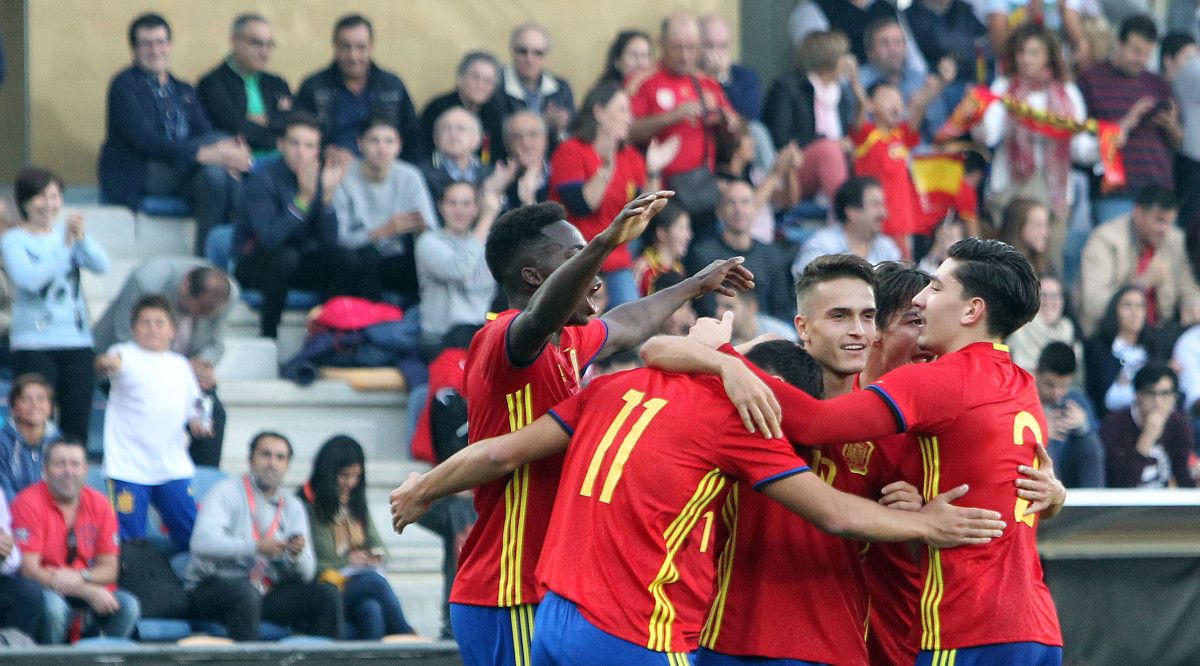 Partido da Selección Española Sub-21 ante Estonia en Pasarón Partido da Selección Española Sub-21 ante Estonia en Pasarón