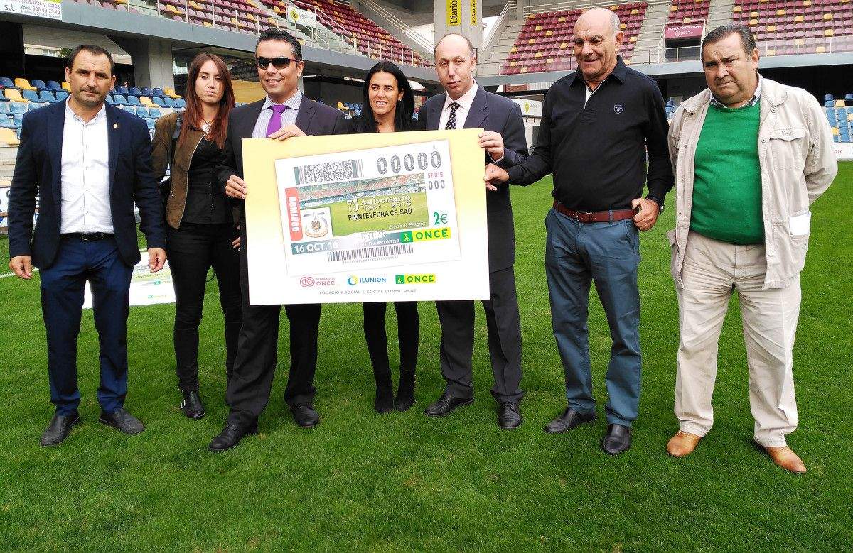 Presentación do cupón da ONCE conmemorativo do 75 aniversario do Pontevedra Presentación do cupón da ONCE conmemorativo do 75 aniversario do Pontevedra