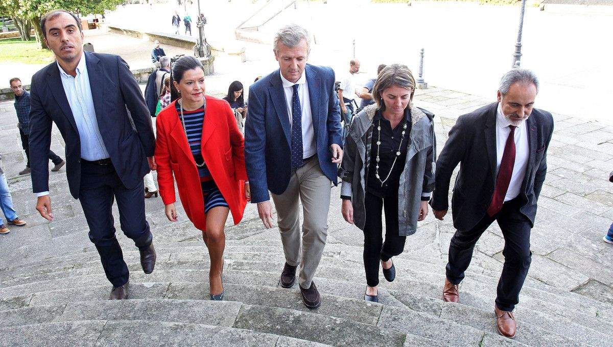 Encontro de Alfonso Rueda con deputados do PP na Deputación Provincial