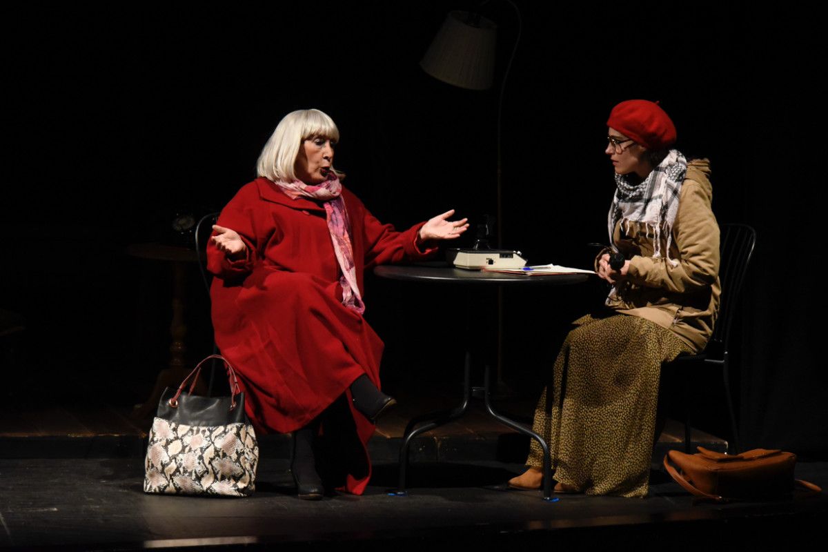Representación da obra "Palabras malditas" de Teatro do Noroeste no Principal