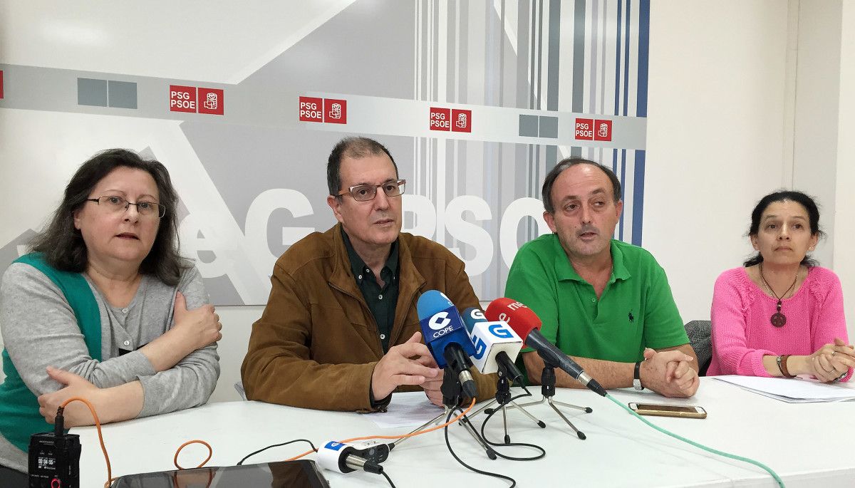 Presentación de la recogida de firmas de los militantes socialistas