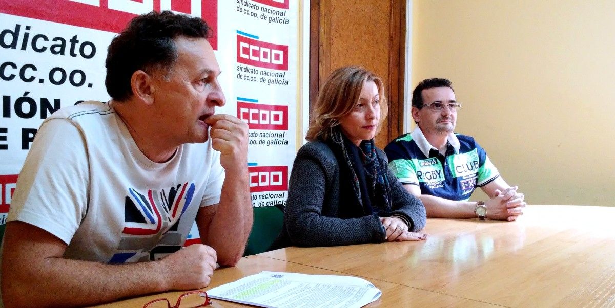 José Luis García Pedrosa coa presidenta e o secretario do comité de empresa de oficinas centrais de Ence