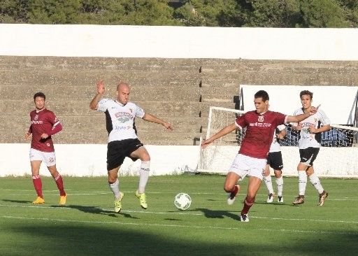 Partido entre Tudelano e Pontevedra