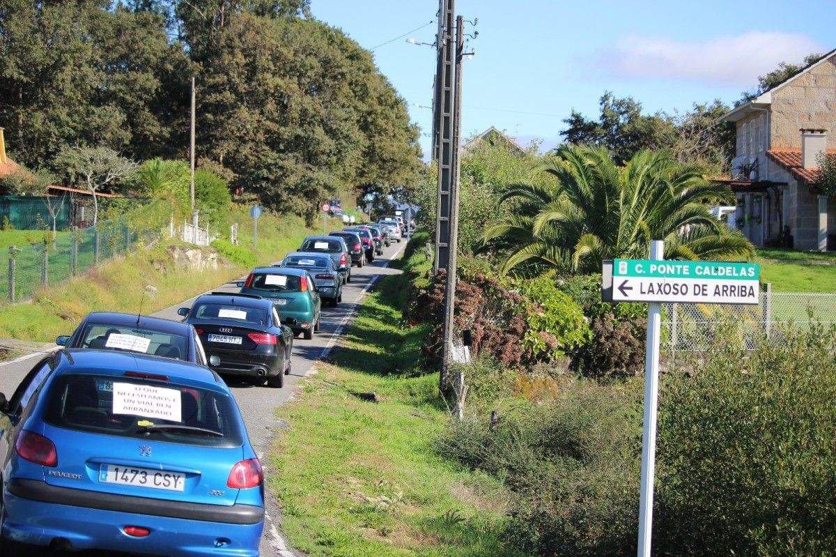 Caravana de protesta en Ponte Caldelas para reclamar a reforma da PO-234