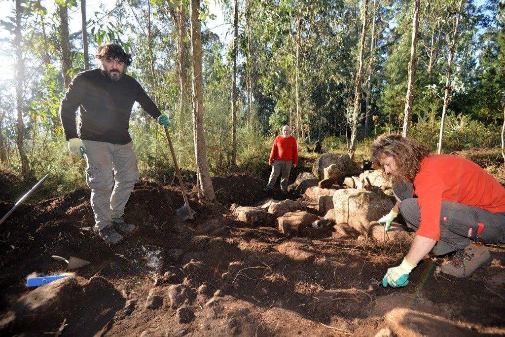 Intervención arqueolóxica en Salcedo Intervención arqueolóxica en Salcedo