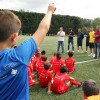 Denis Suárez visita o campus de fútbol que leva o seu nombre en Pontevedra