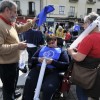 Participantes na Marcha sobre rodas que ASPACE Galicia organizou en Pontevedra