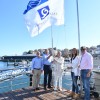 Izado da bandeira azul en Portonovo pola conselleira do Mar, Rosa Quintana