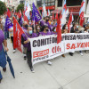 Manifestación para defender os postos de traballo na conserveira Thenaisie Provote no Grove