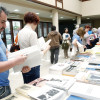 Reparto de mil libros del patrimonio bibliográfico de la Deputación en el Día del Libro