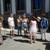 Recogida de firmas de los vendedores ambulantes de Pontevedra