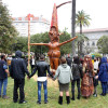 Visita con motivo do remate da escultura de madeira de Santiago Castro nos xardíns de Marescot