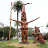 Visita con motivo do remate da escultura de madeira de Santiago Castro nos xardíns de Marescot
