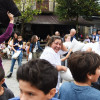 Guerra de almofadas na praza do Teucro, organizada polo Festival das Núbebes