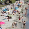 Playas de Marín llenas de bañistas durante el fin de semana