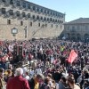 Manifestación en Santiago de Compostela en defensa de la Sanidad Pública en la llegada a la Praza da Quintana