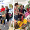 Venda de flores nos arredores do Mercado de Abastos
