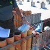 Agentes de Intervención de Armas y Explosivos supervisan el material para el Combate Naval de Vilagarcía