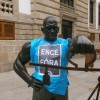 Campaña de la APDR en las estatuas reclamando la marcha de Ence