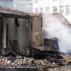 Estado no que quedou o edificio que se incendiou na Ferrería