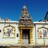Fachada do templo hindú de Sri Mahamariamman