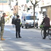 Policías y militares controlan el cumplimiento del Estado de Alarma