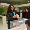 Carme da Silva votando nas eleccións do 10N