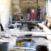 Carmela Silva e César Mosquera visitan as escavacións arqueolóxicas en Santa Clara