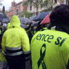 Protesta de trabajadores del Grupo Ence ante la sede del PSOE en Madrid
