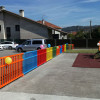Las familias del Colegio de Parada Campañó arreglan el parque infantil