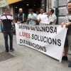 Protesta de traballadores de Elnosa pola retirada de pancartas reivindicativas