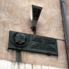 Placa na casa onde naceu Jules Verne