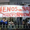 Protesta en el colegio de Barcelos para exigir la retirada del transformador