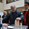 Guillermo Meijón votando en las elecciones del 10N