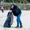 Xornada de limpeza nas praias de Marín