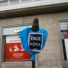 Campaña de la APDR en las estatuas reclamando la marcha de Ence