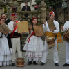 Danza de Reis da Asociación Cultural Trépia na praza da Peregrina