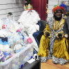 Los Reyes Magos tejen muñecos de lana y trapo para los niños del Hospital Provincial