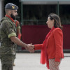 A ministra Margarita Robles condecora a seis militares da Brilat por repeler un ataque terrorista en Mali