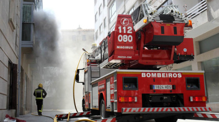 Incendio en un piso de la calle Padre Sobreira