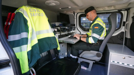 Novo equipo de reconstrución de accidentes de tráfico da Garda Civil de Pontevedra