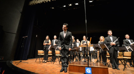Rafael Agulló se presenta como nuevo director de la Banda de Música de Pontevedra