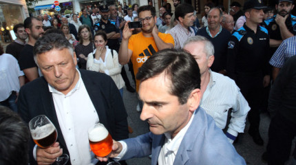 Gonzalo Pita renuncia como alcalde de Sanxenxo en un pleno bronco
