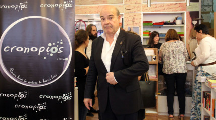 Antonio Resines presenta en Pontevedra o seu libro de memorias