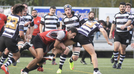 Derbi entre Pontevedra Rugby Club y Mareantes en Monte Porreiro