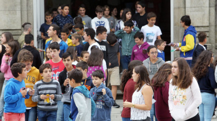 Máis de cinco mil estudantes pontevedreses comezaron as clases da ESO e o Bacharelato
