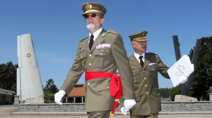 Antonio Romero toma posesión como general jefe de la Brilat