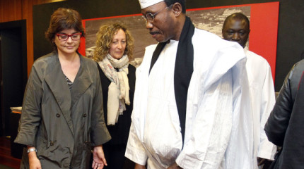 El Concello recibe la visita del 'Papa' senegalés, Serigne Mame Mor Mbacke